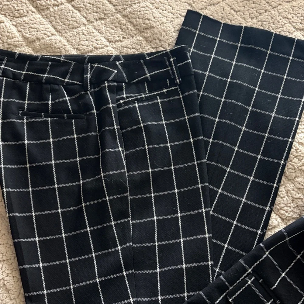 Black Checkered women’s blazer - Picture 5 of 7